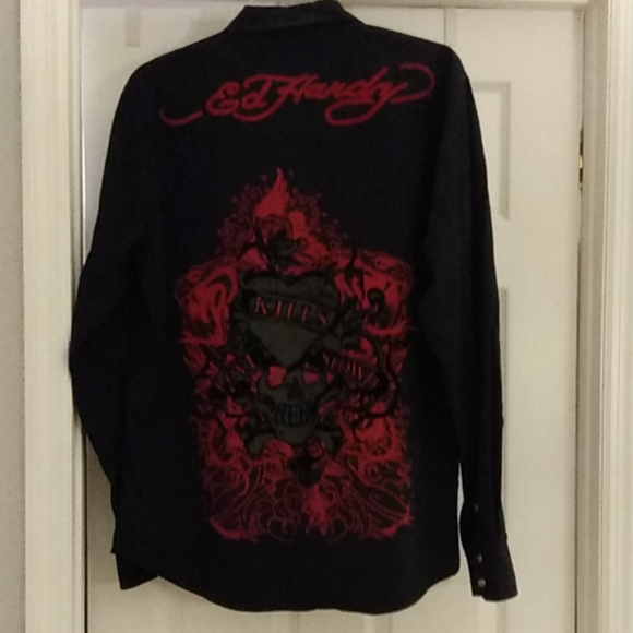 Ed Hardy Men BLK Shirt - Picture 3 of 5